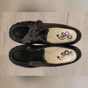 SAS shoes size 8